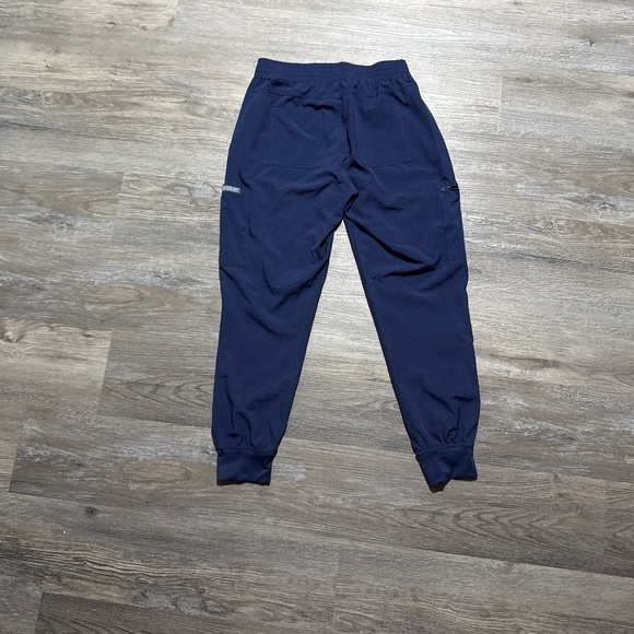 Med Coture Jogger Scrubs - Picture 2 of 2